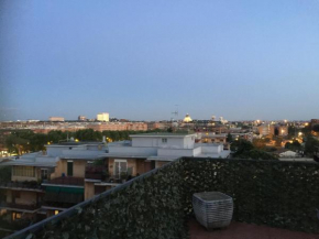Отель The Sun House  Рим